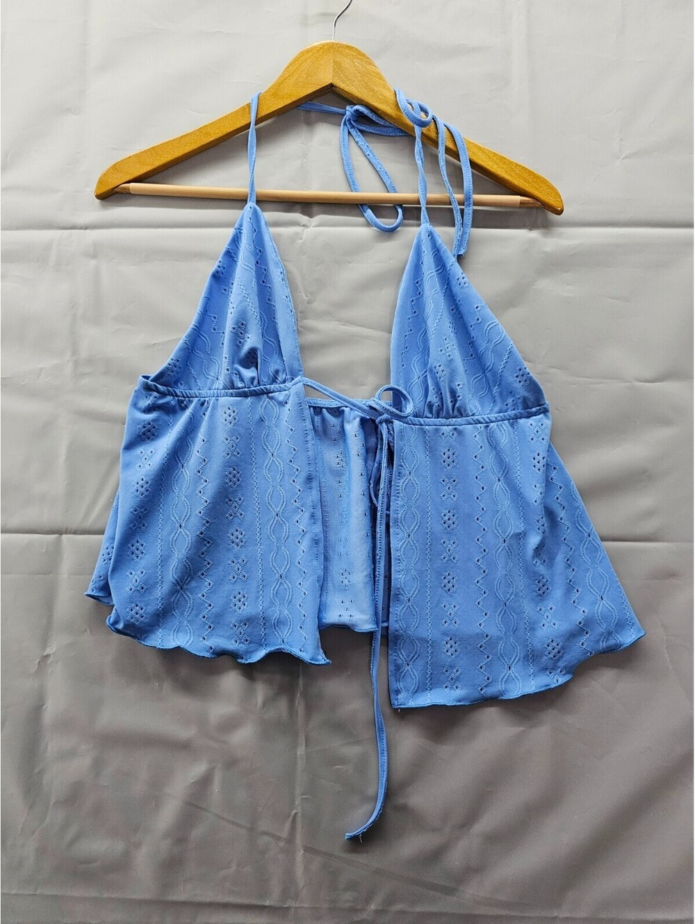SHEIN Eyelet Halter Crop Top Women’s Medium Light Blue Tie Back